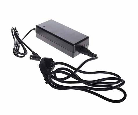 Ladegerät Accell Li-Ion 36V 2A Stecker XLR 4-polig Batavus