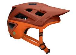 Lazer Jackal Kineticore Cyklistick&aacute; Helma Matt Červen&aacute;/Oranžov&aacute; - L 58-61