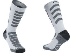 Northwave Husky Ceramic High Calcetines De Ciclista Gris - L 44-47