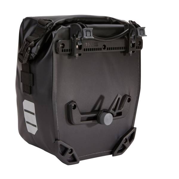 thule shield pannier small